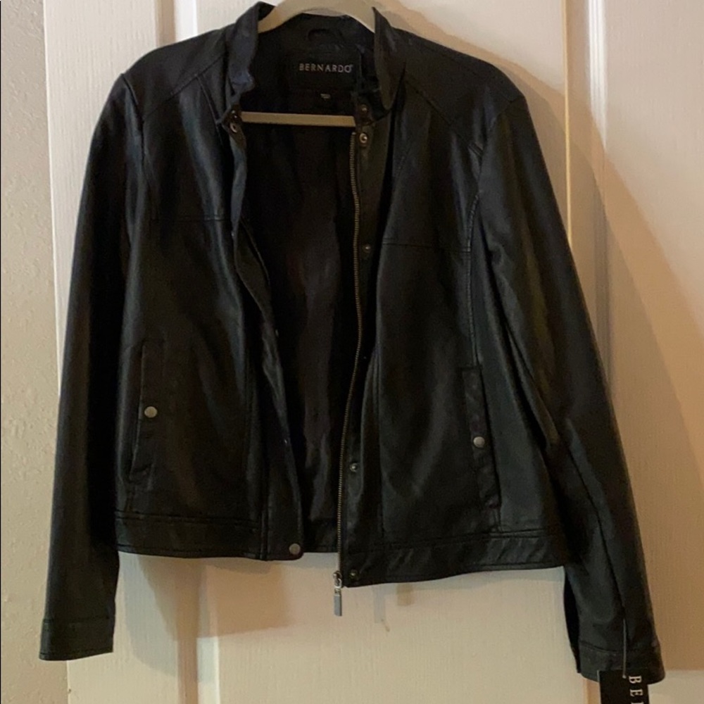 Jacket - Picture 4 of 6